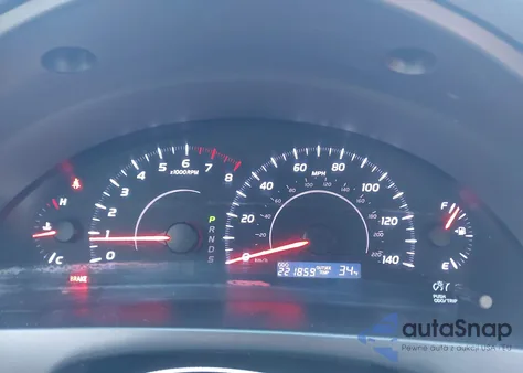 2010 Toyota Camry z USA, uszkodzony, nr VIN 4T4BF3EK4AR028382